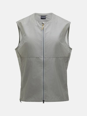 Peak Performance Lightweight Men's Wind Vest Green | UQX15-448