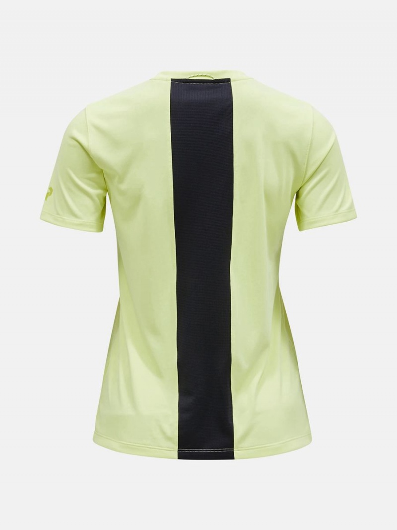 Peak Performance Alum Light Short Sleeve Women's T-Shirt Yellow / Black | WXU80-558