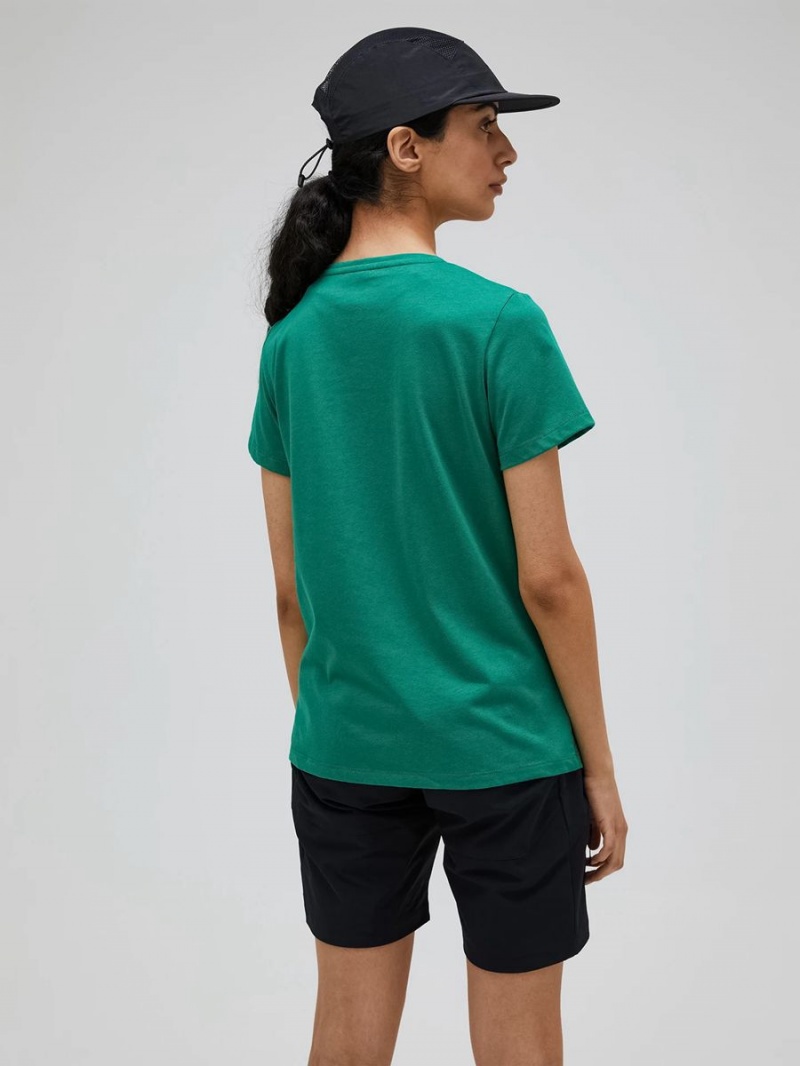 Peak Performance Explore Logo Women's T-Shirt Green | CRS27-031