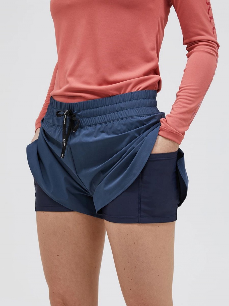 Peak Performance Light Women's Shorts Blue | BLP22-322