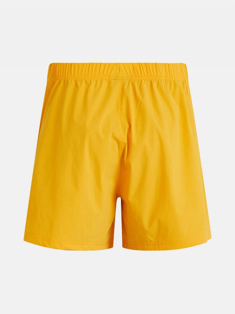 Peak Performance Light Woven Men's Shorts Yellow | TWT69-037