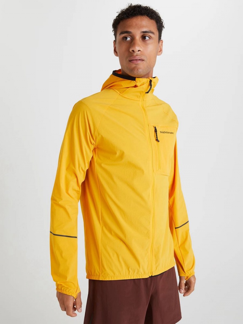 Peak Performance Light Woven Men's Wind Jacket Yellow | JNC79-862