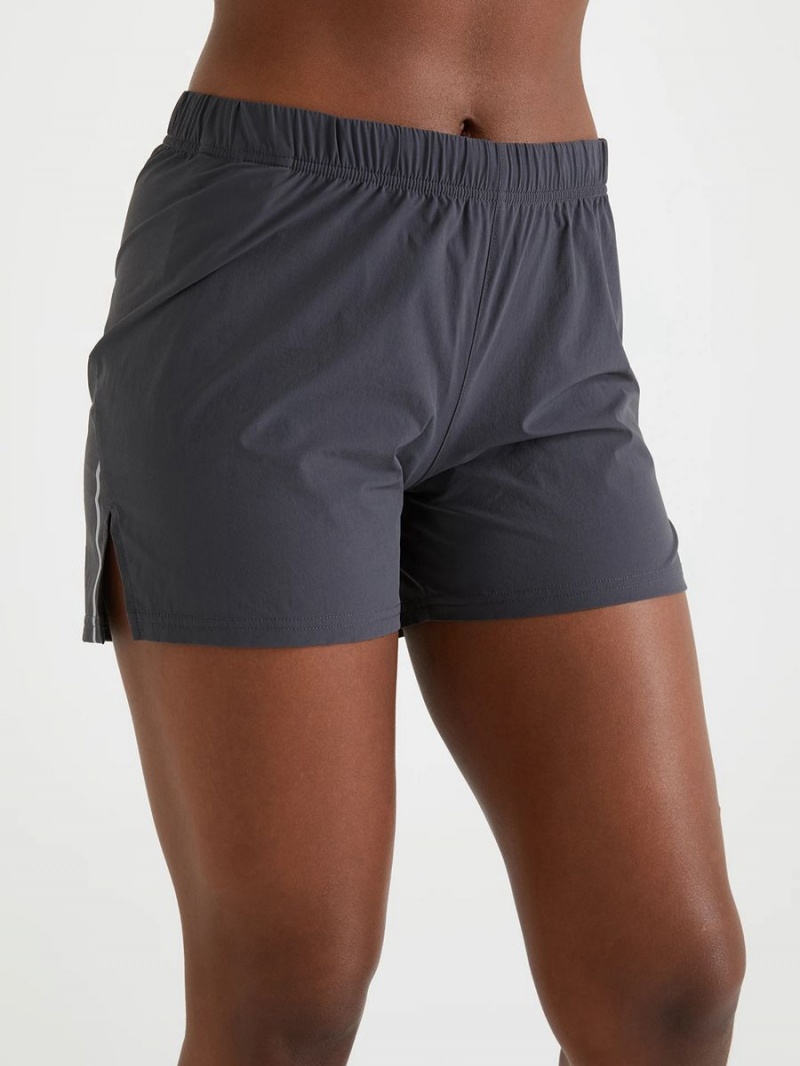 Peak Performance Light Woven Women's Shorts Grey | DTY10-019