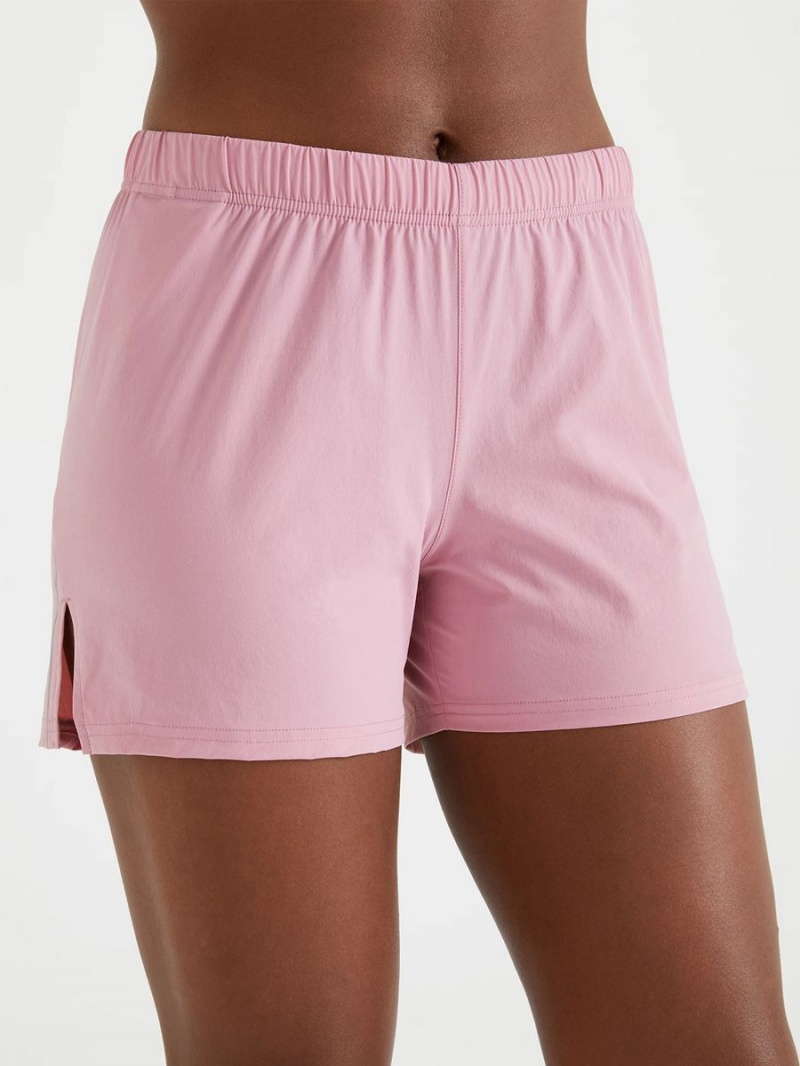 Peak Performance Light Woven Women's Shorts Pink | WYK00-137