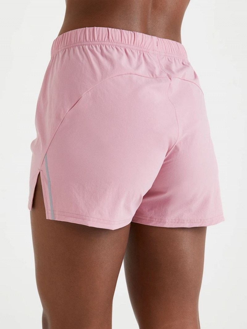 Peak Performance Light Woven Women's Shorts Pink | WYK00-137