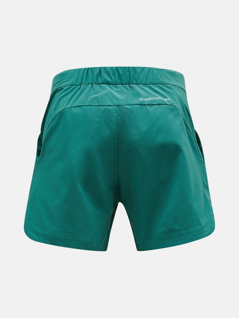 Peak Performance Vislight Light Women's Shorts Green | DFB20-220